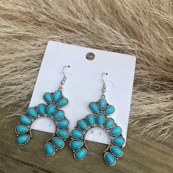 Jewelry - Western Style Turquoise Earrings